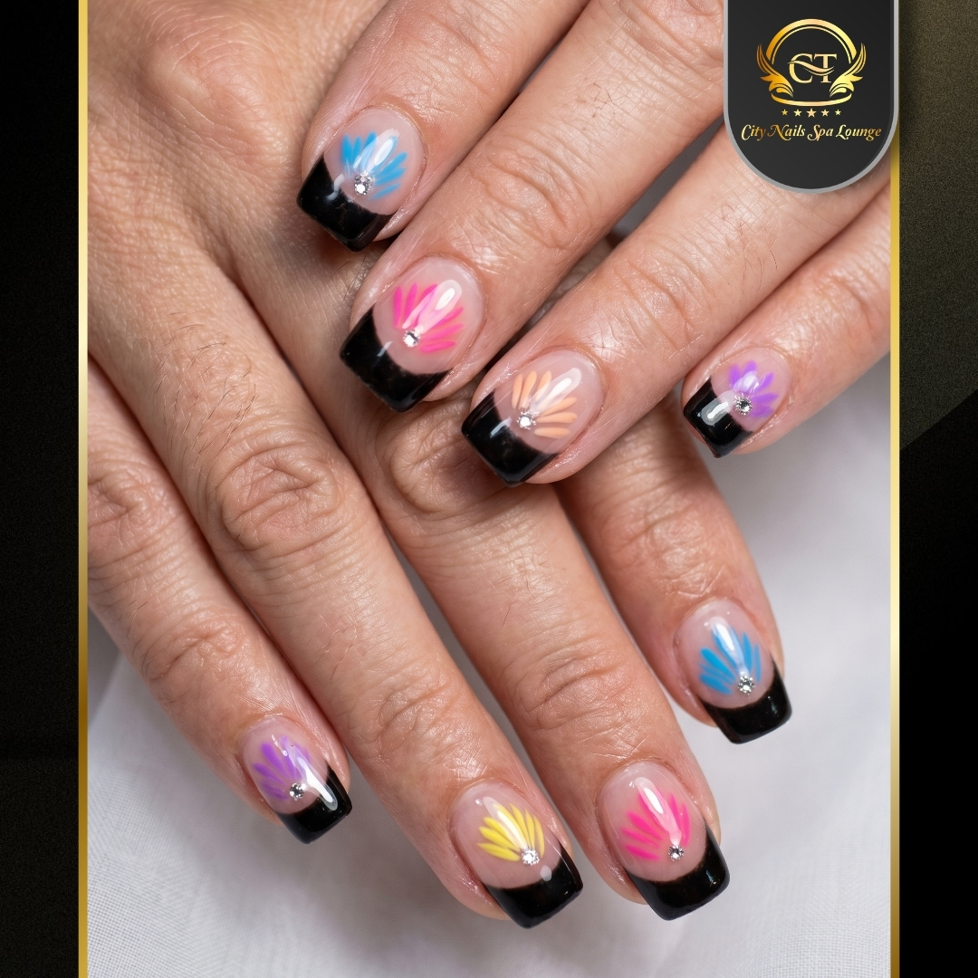 Top nails